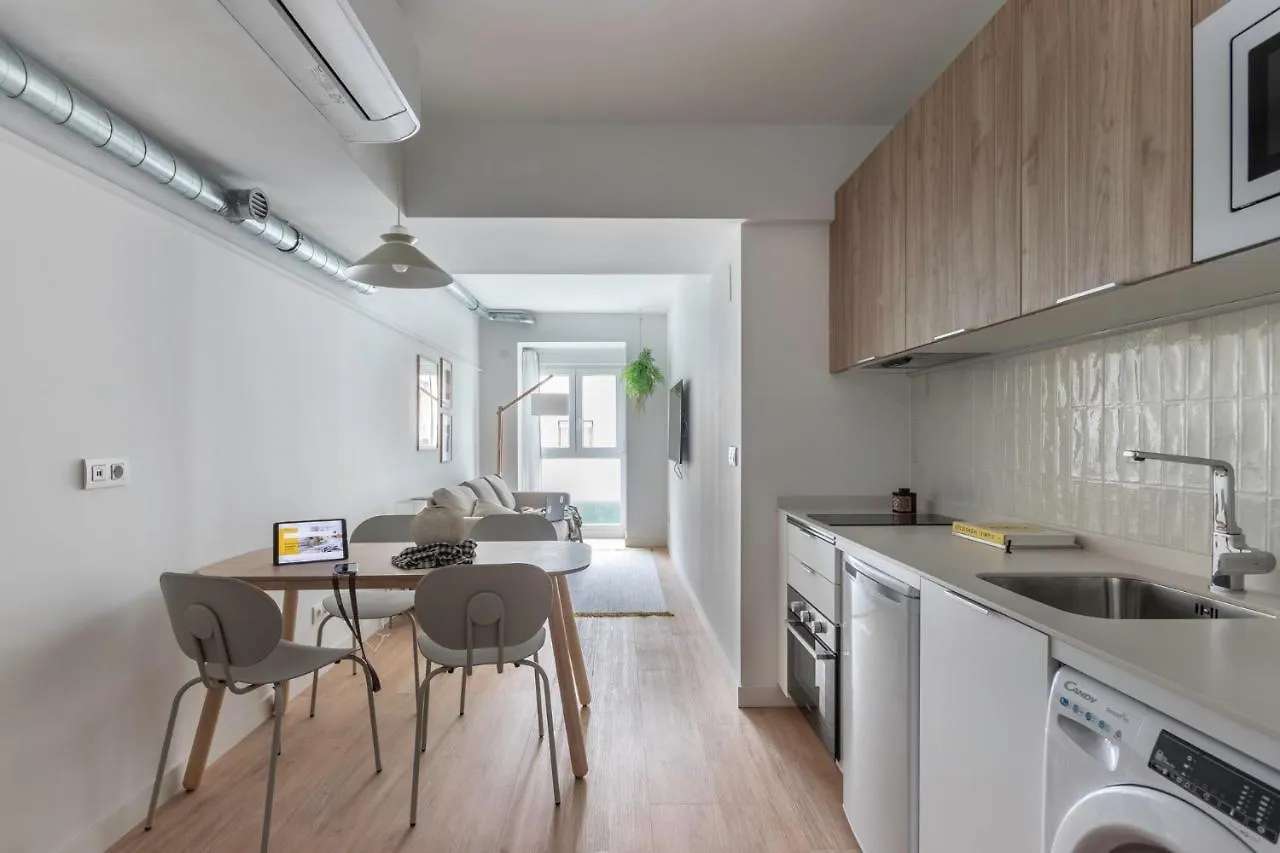 B48 Bilbao Abando Apartment