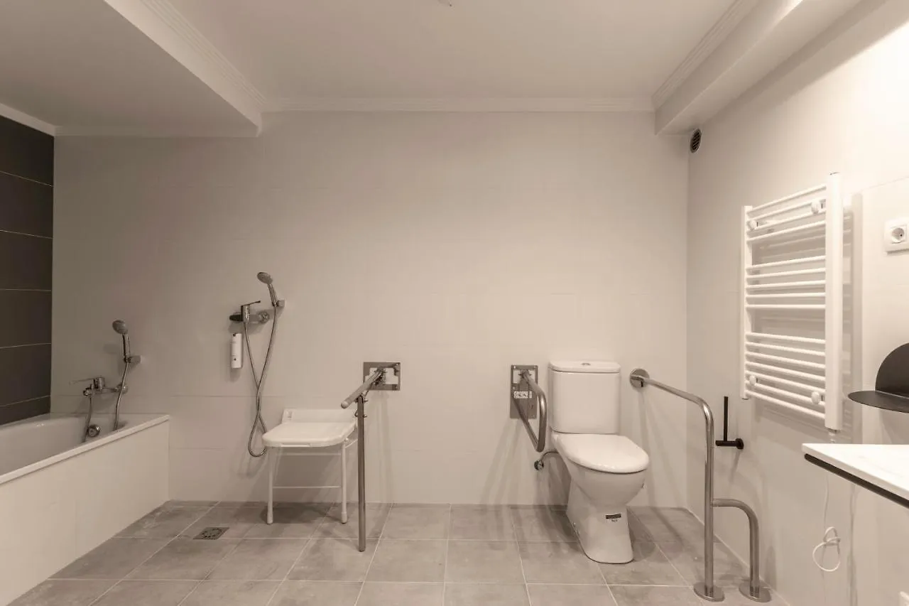 B48 Bilbao Abando Apartment
