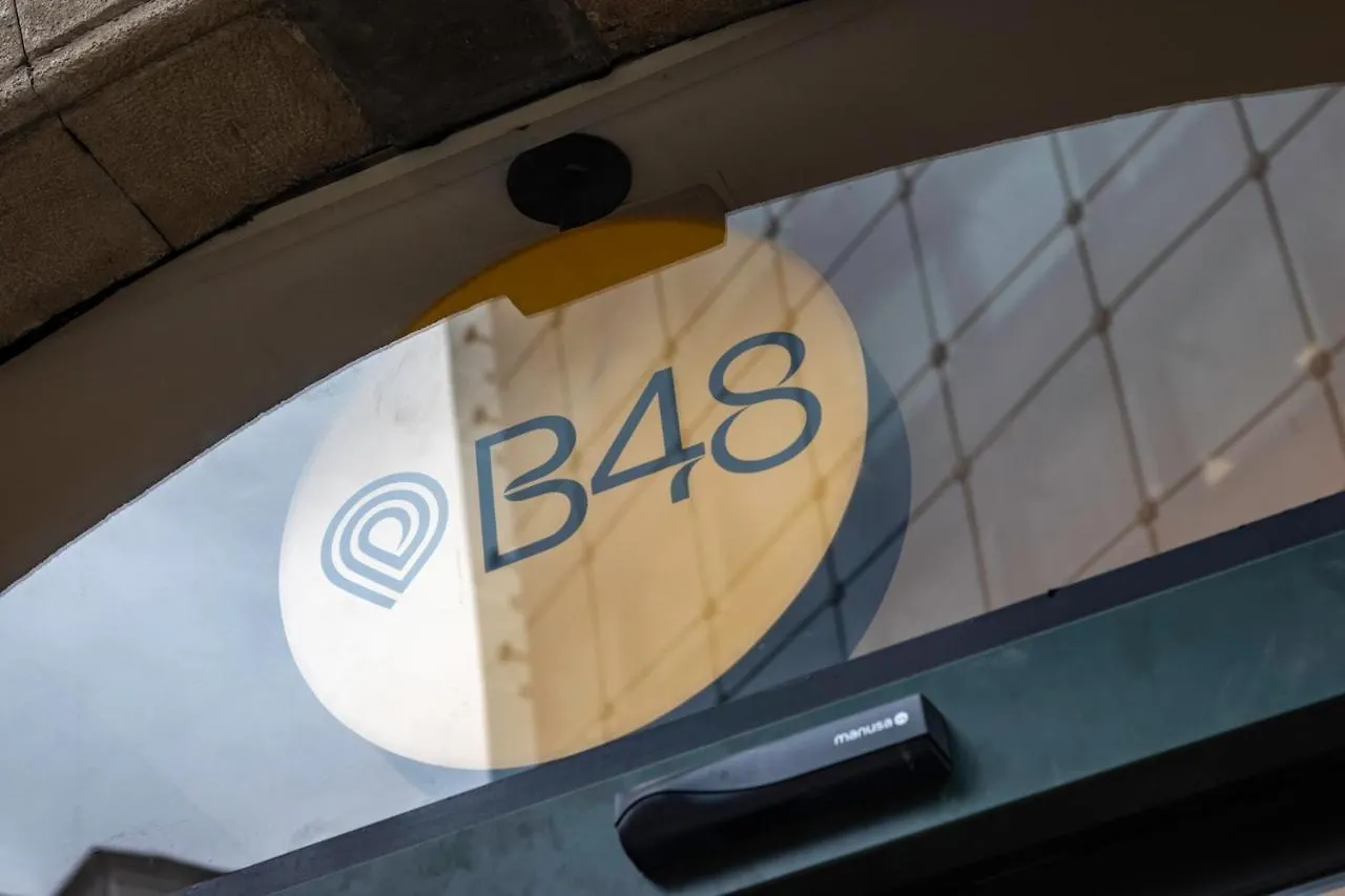 B48 Bilbao Abando Apartment