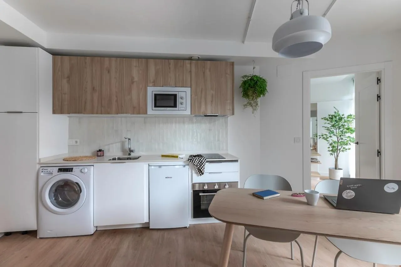 B48 Bilbao Abando Apartment